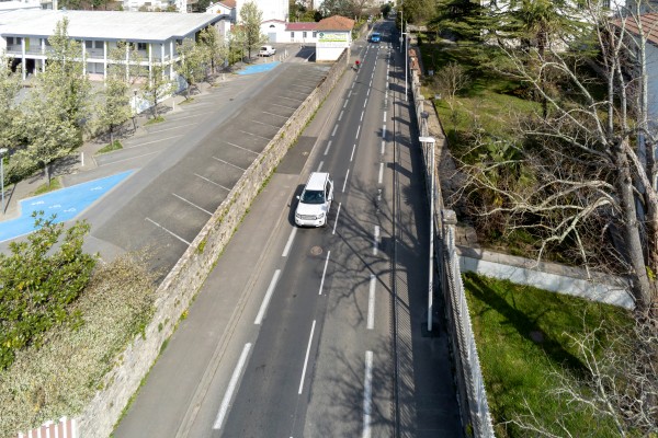 Avenue Jacques Loeb / © Coté Sud Photo